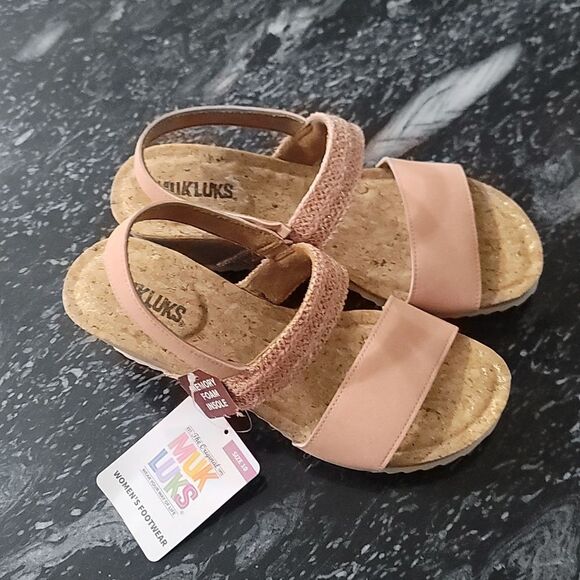 BRAND NEW MUK LUKS® WOMEN'S WINONA WEDGE SANDAL - Picture 7 of 15